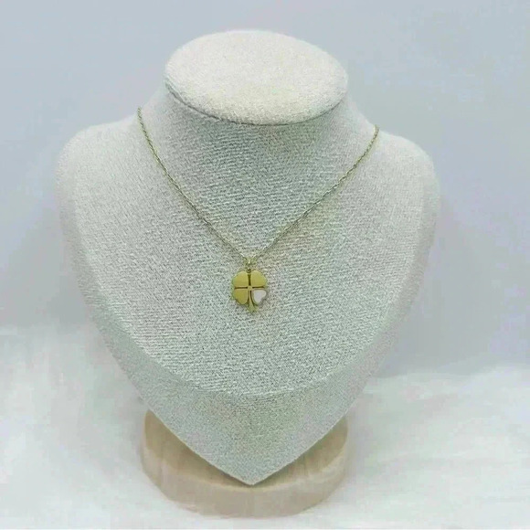 White Heart Four-Leaf Clover Pendant Necklace in Gold - Picture 1 of 6